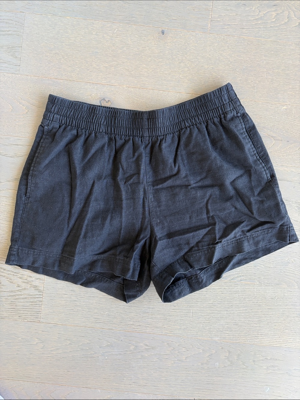 Old Navy M - Linen (55%) Black Elastic-Waist Shorts